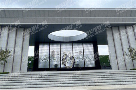 密州和平苑小区5室2厅2卫116万171m2出售